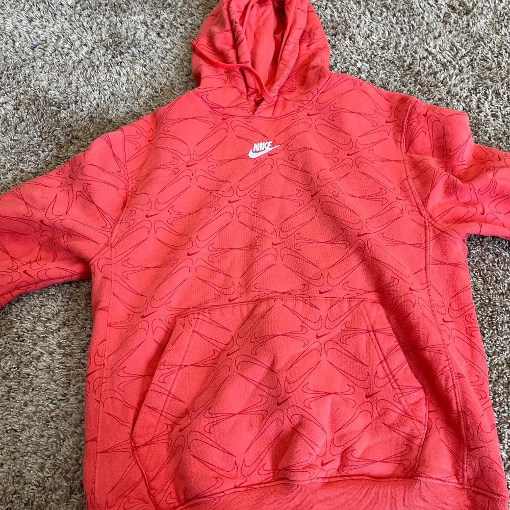 nike hoodie
